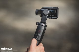 Die Buttons des GoPro Karma Grip sind sehr übersichtlich und intuitiv zu bedienen.