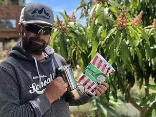 Stefan kocht seinen Kaffee mit einer kleinen Bialetti aus Edelstahl