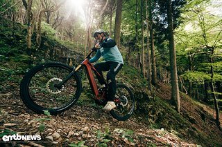 Gemeinsam mit Jasper Jauch und Rico Haase geht es auf die Trails im Trailcenter Rabenberg.