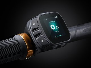 Die RideControl Dash 2 bietet einen Überblick über das System.