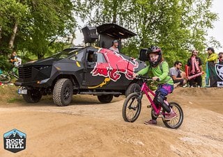 Dicke Beats aus dem Redbull-Truck