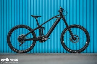 Exess E-Cross – 200-mm-Downhill-E-Bike für extreme Pisten und endschnelle Runs