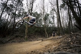 Wir wünschen dem jungen Rotwild Schwalbe Gravity Team alles Gute für die erste gemeinsame Rennsaison.