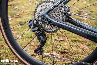 Geschaltet werden die 11 Gänge von einem Shimano XT-Schaltwerk.