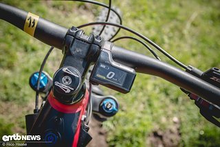 Gut geschützt hinterm Lenker und gut zu lesen – das Display von Shimano