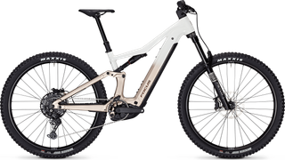 Focus JAM² | UVP: 4.999 € | Motor: Bosch Performance Line CX | Akkukapazität: 600 oder 800 Wh | Federweg v/h: 160/150 mm | Gewicht: 25,6 kg / 26,6 kg