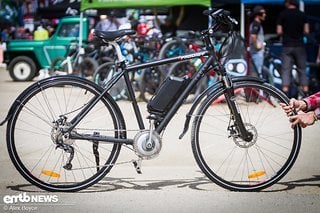 Wieder ein für die USA typisches Straßen-E-Bike