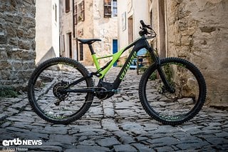 Mit überragenden 19 % aller Stimmen habt ihr das Specialized Turbo Levo zum E-MTB des Jahres 2018 gewählt!