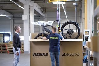 Rebike liefern komplett vormontierte E-Bikes.