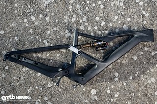 Steifer und leichter als je zuvor: der neue Carbonrahmen des Orbea Rise Gen3.