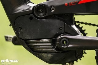 Im Rotwild kommt ein Shimano EP801 mit der neuesten Software zum Einsatz.