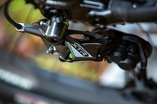 Nobel! Am Top-Modell werden die Gänge von einem Shimano XTR-Schaltwerk gewechselt