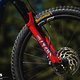 Steht dem Haibike Hybe extrem gut: RockShox Lyrik Ultimate in Rot.