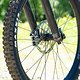 Gebremst wird mit der Magura MT7 mit 203 mm Scheiben vorne und hinten