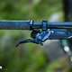 Gebremst wird mit der SRAM Code Silver Stealth