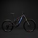 Das Santa Cruz Bullit Podium ist eine limitierte Sonderedition mit einigen Besonderheiten, wie der Fox Podium Gabel, den Sram Maven Silver Bremsen im Splatterlook oder dem Chris King Steuersatz und den e*thirteen Sidekick Naben.