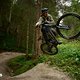 Vergleichsweise schnell stellt sich das typische Pivot Ride Feel ein und ich vertraue dem Bike ab den ersten Metern