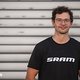 Simon Kolmstetter, Produkt Manager E-Bike, kennt sich mit dem SRAM Powertrain Motorsystem extrem gut aus ...