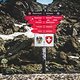 Die Schilder signalisieren: Grenzgebiet Österreich/Schweiz