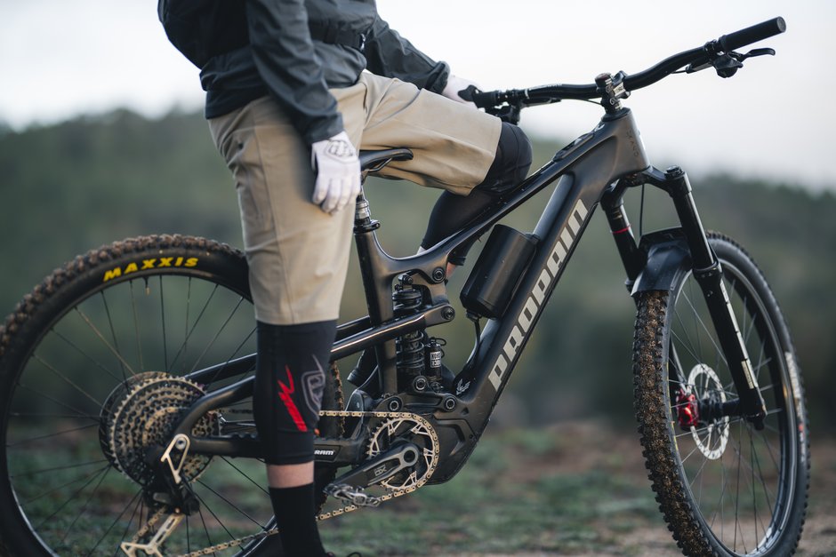 SRAM Eagle Powertrain Range Extender, La Batteria Aggiuntiva Che Allunga Il Divertimento